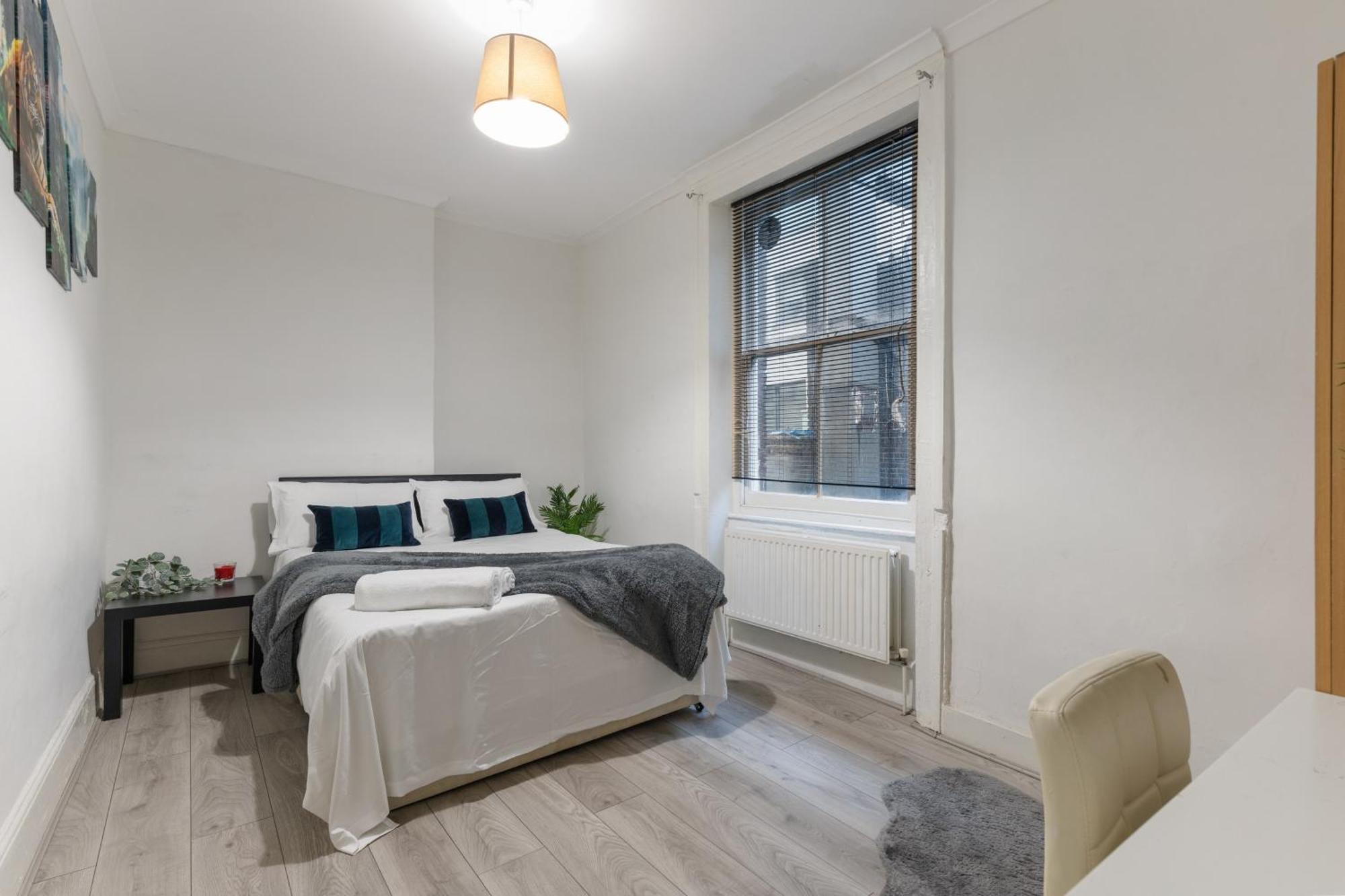 Escape - Spacious 4 Bedroom House Feriehus *