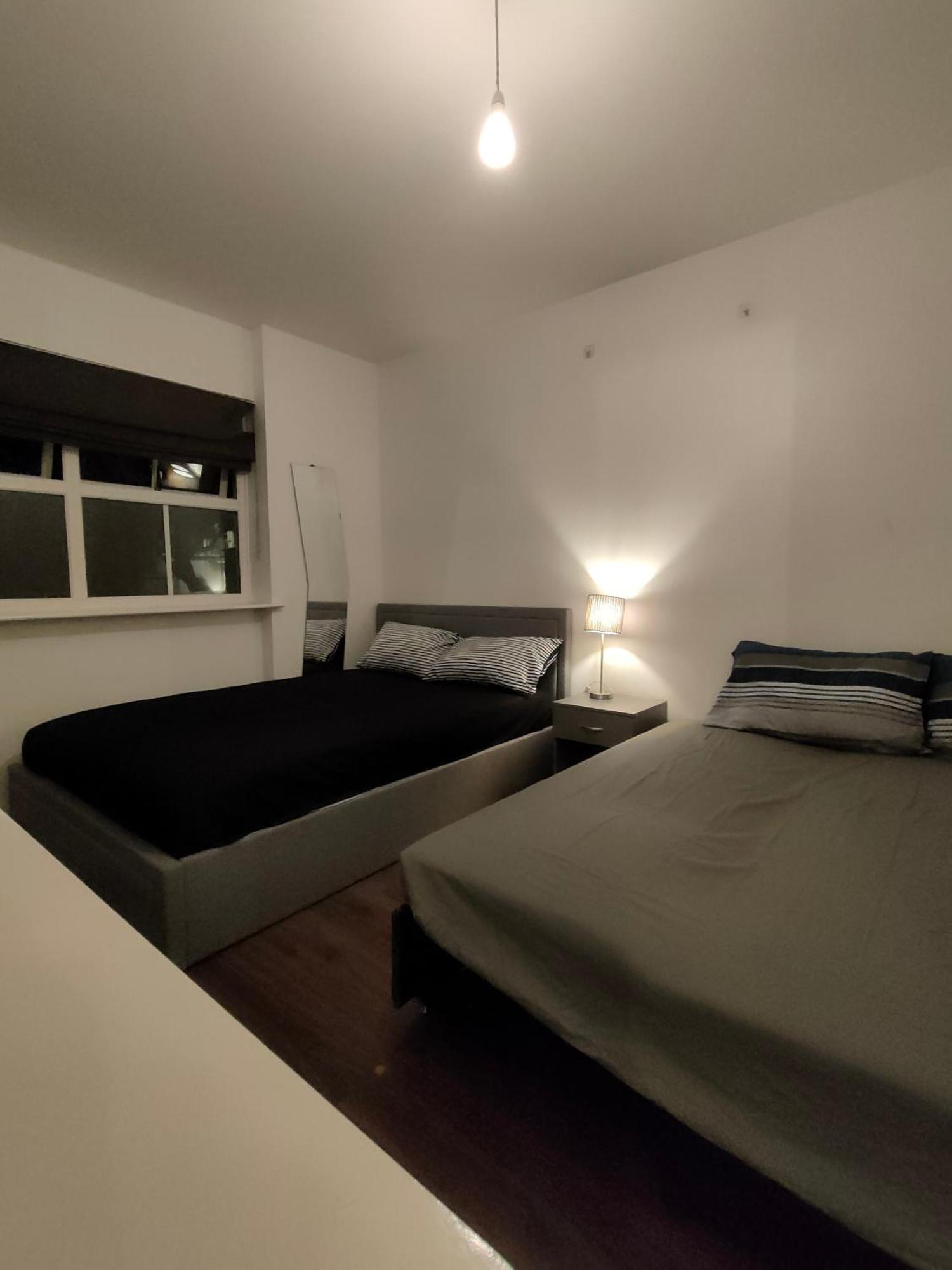 Free Parking 4 Beds Flat 15 Min Train To Victoria Bridge St Paul Cathedral Apartment