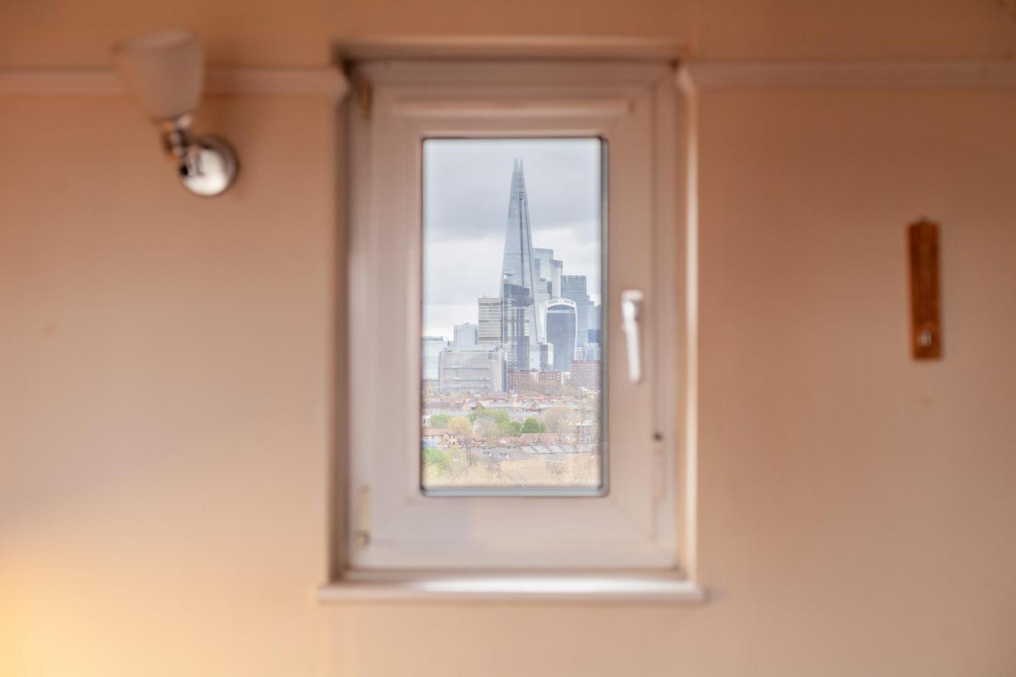 Apartment Elegant 1br Flat With Balcony & View, Walworth London