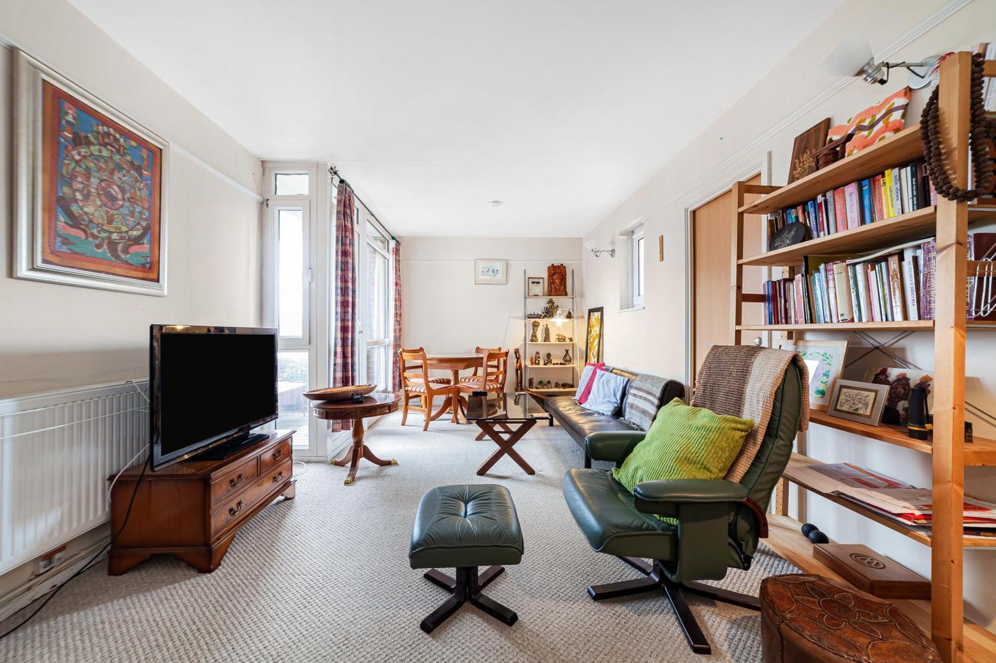 Apartment Elegant 1br Flat With Balcony & View, Walworth