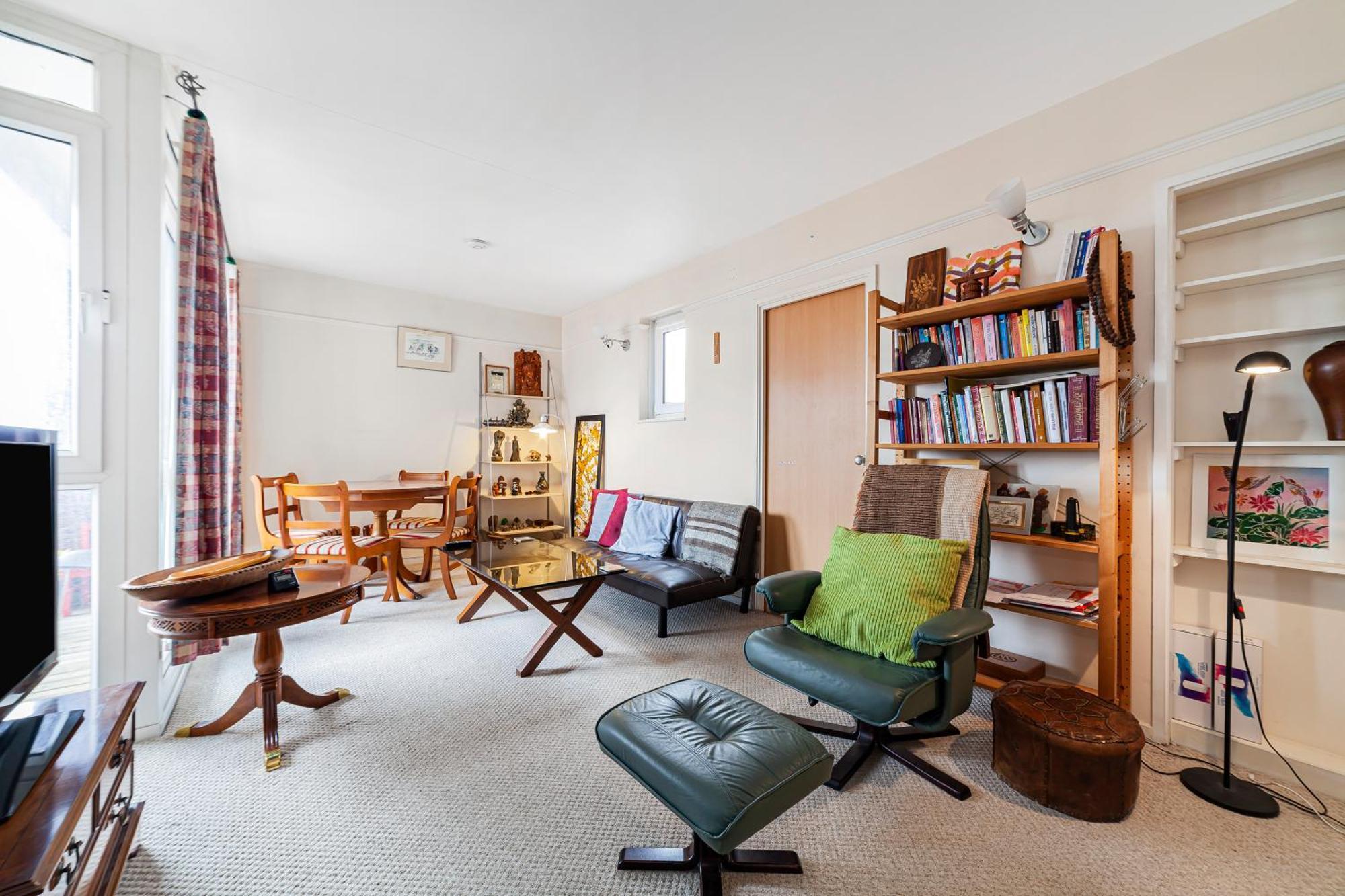 Elegant 1br Flat With Balcony & View, Walworth * London