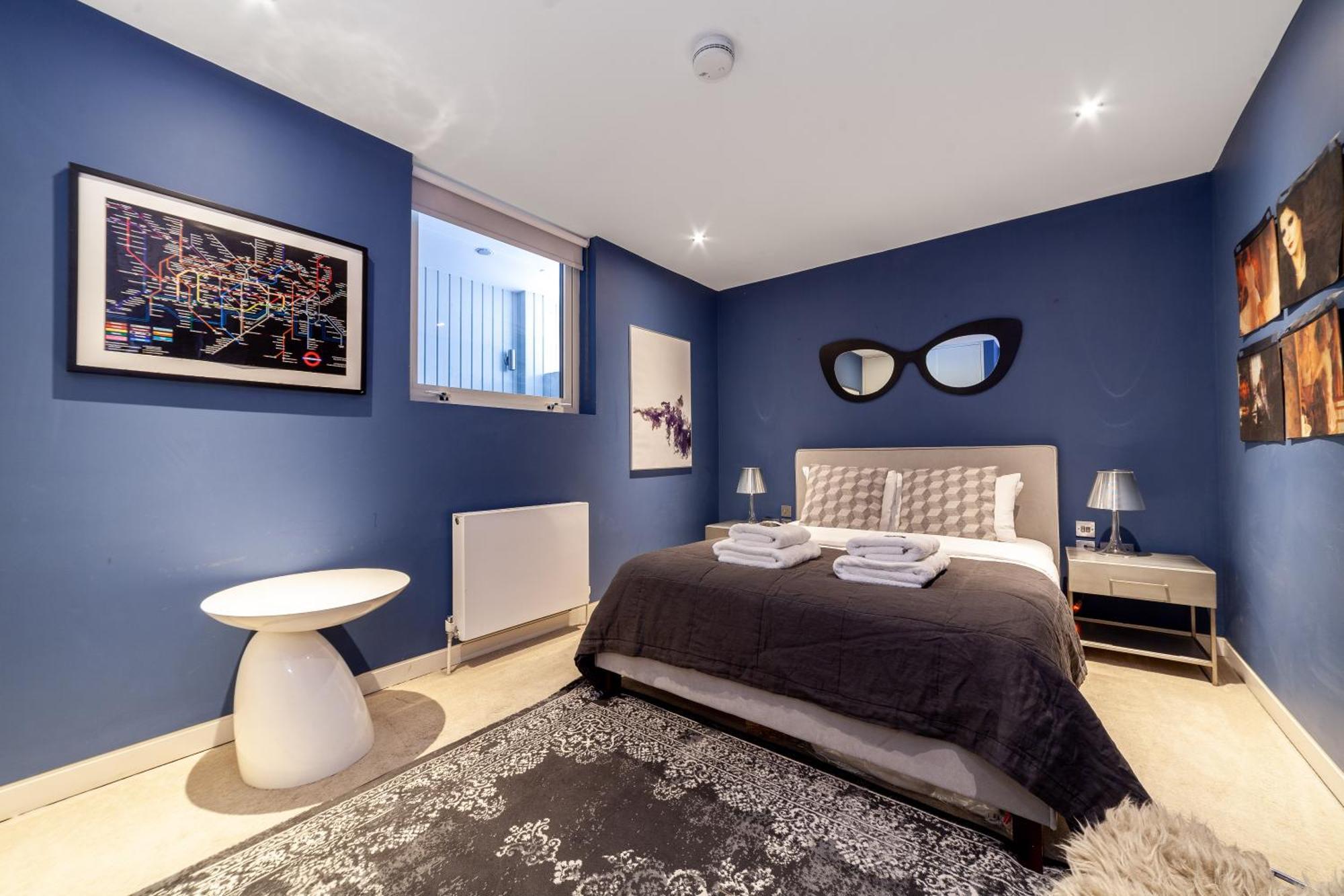 Charming 3br Shoreditch Duplex Loft With Balconies Apartment London