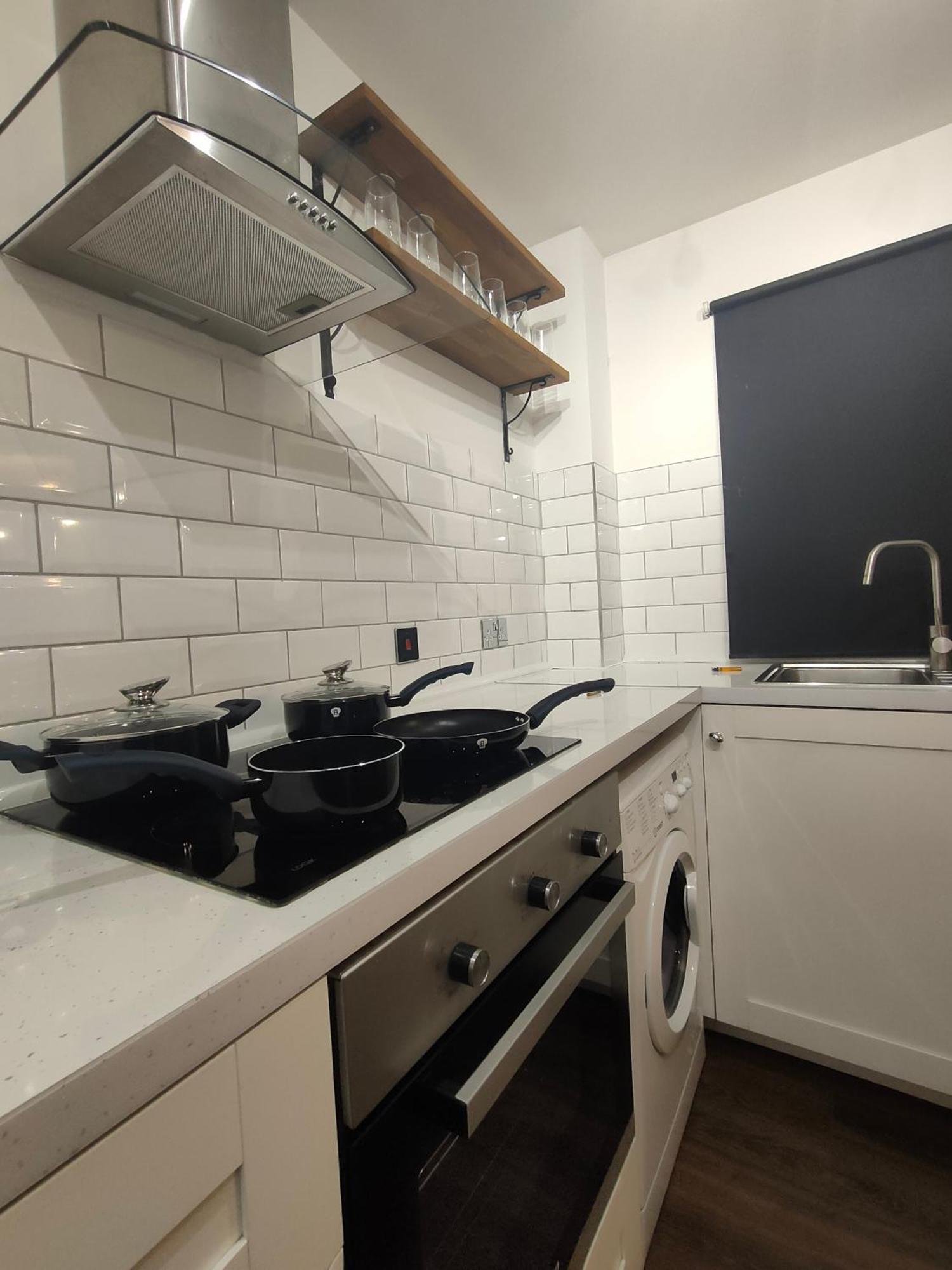 Free Parking 4 Beds Flat 15 Min Train To Victoria Bridge St Paul Cathedral * London