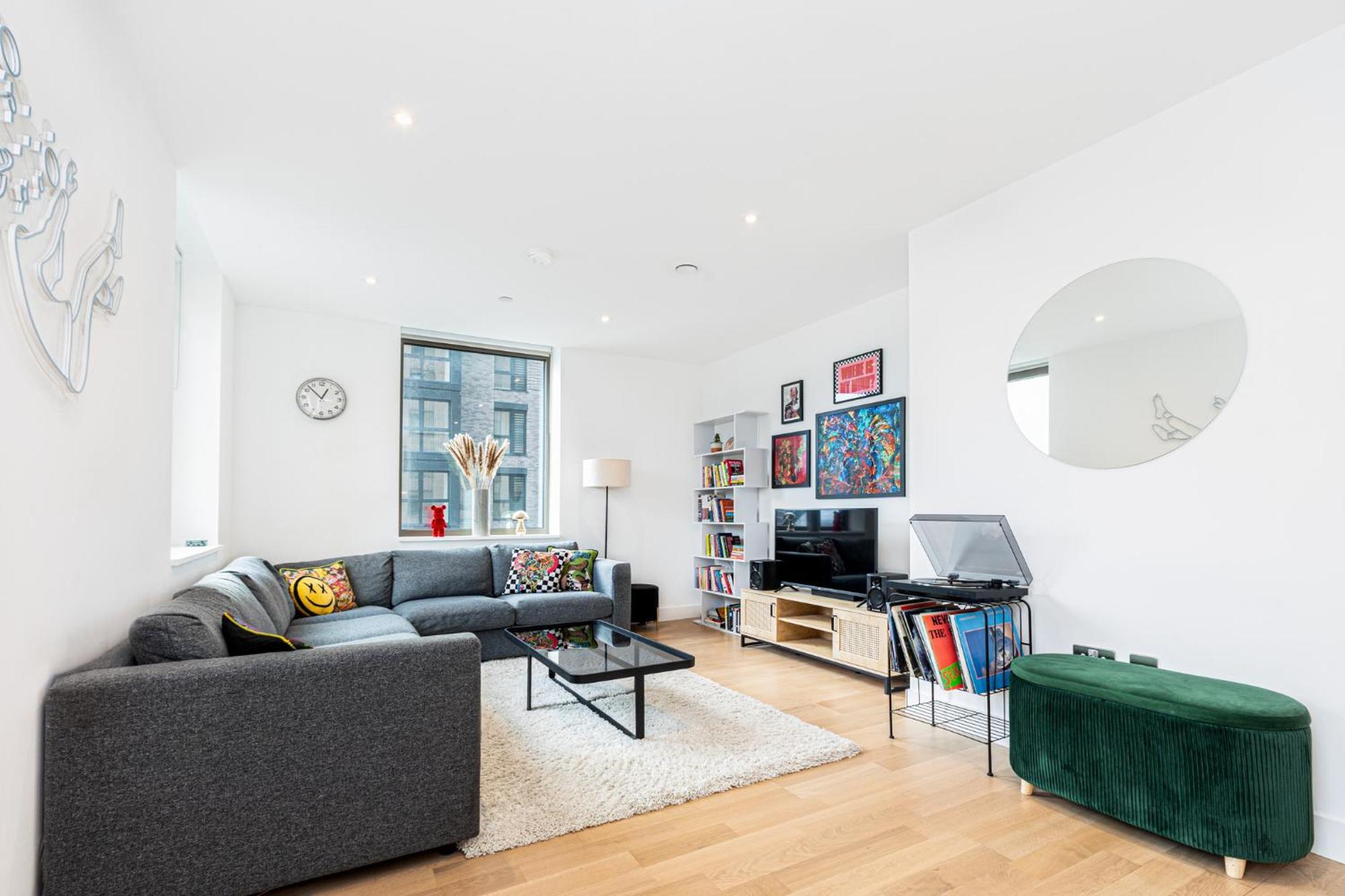 Gorgeous 1br With Balcony, 2min Tottenham Hale Tube Apartment