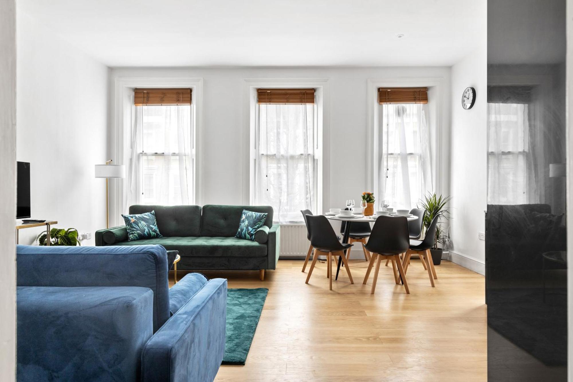 London- Sleeps 8 - 65sq Meters * London