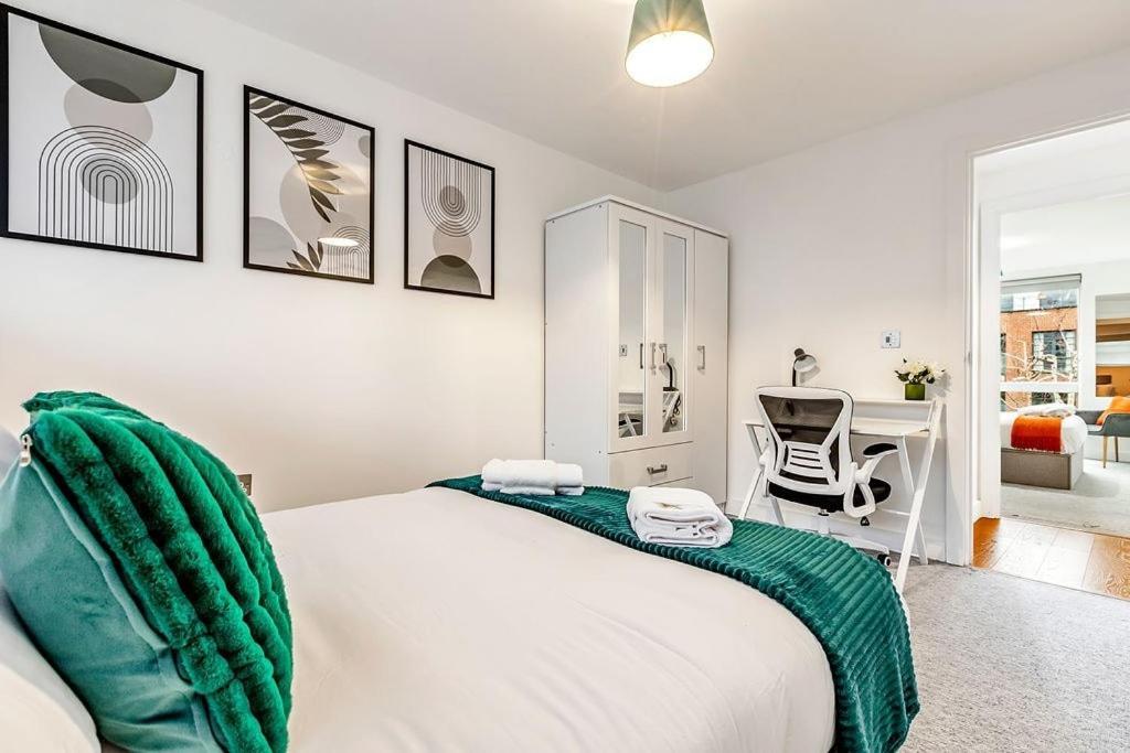 Apartment Stylish With Free Parking And Canal Views London