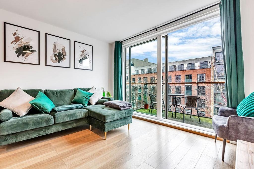 Stylish With Free Parking And Canal Views London
