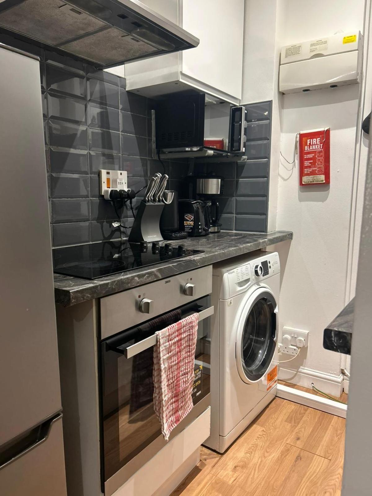 Apartment Sophisticated Paddington 2 Bedroom Prime Location