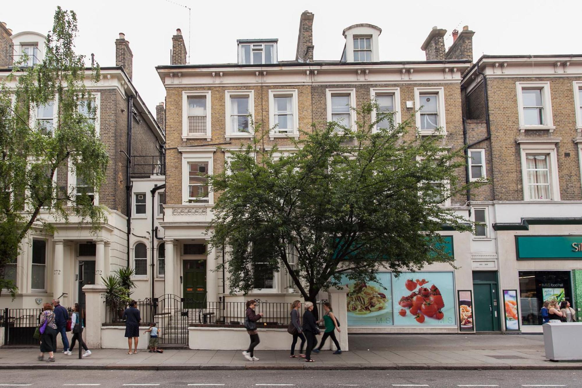 270 Earls Court Road * Londen