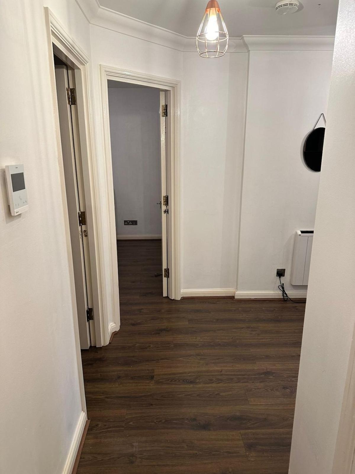 Free Parking 4 Beds Flat 15 Min Train To Victoria Bridge St Paul Cathedral * London