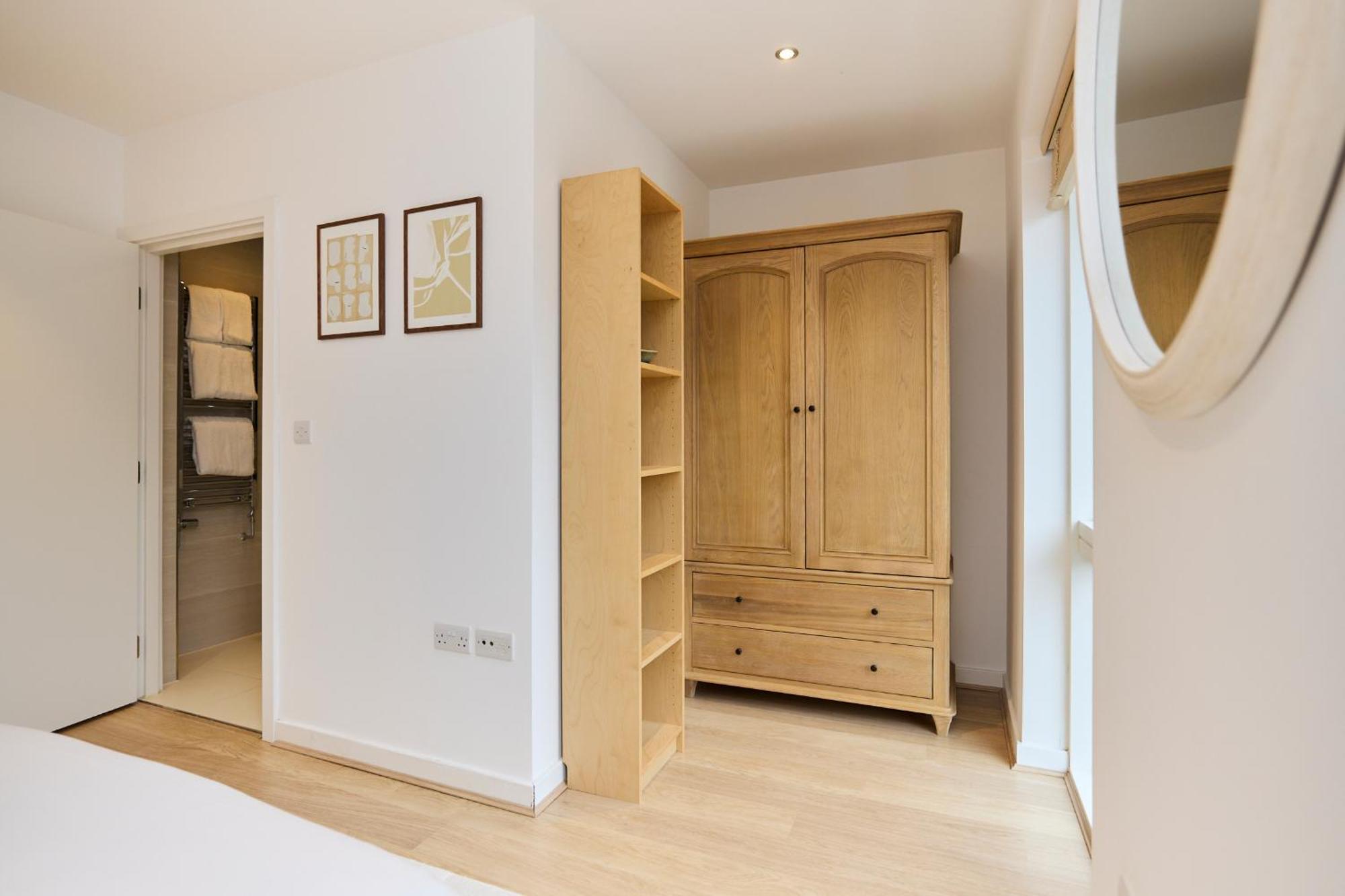 The Heathside Haven - Modern 3bdr With Garden Apartment