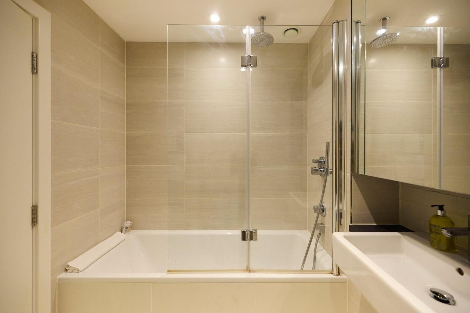 Apartment The Heathside Haven - Modern 3bdr With Garden *