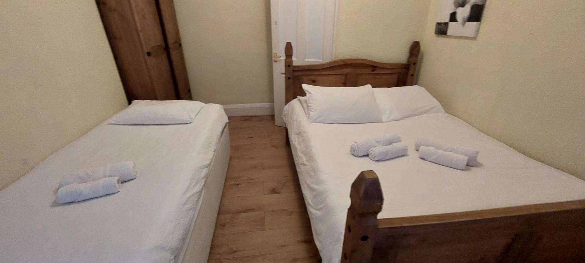 4 Bedroom & 2 Bedroom Apartment