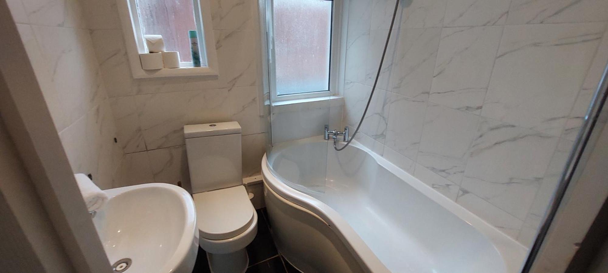 4 Bedroom & 2 Bedroom London