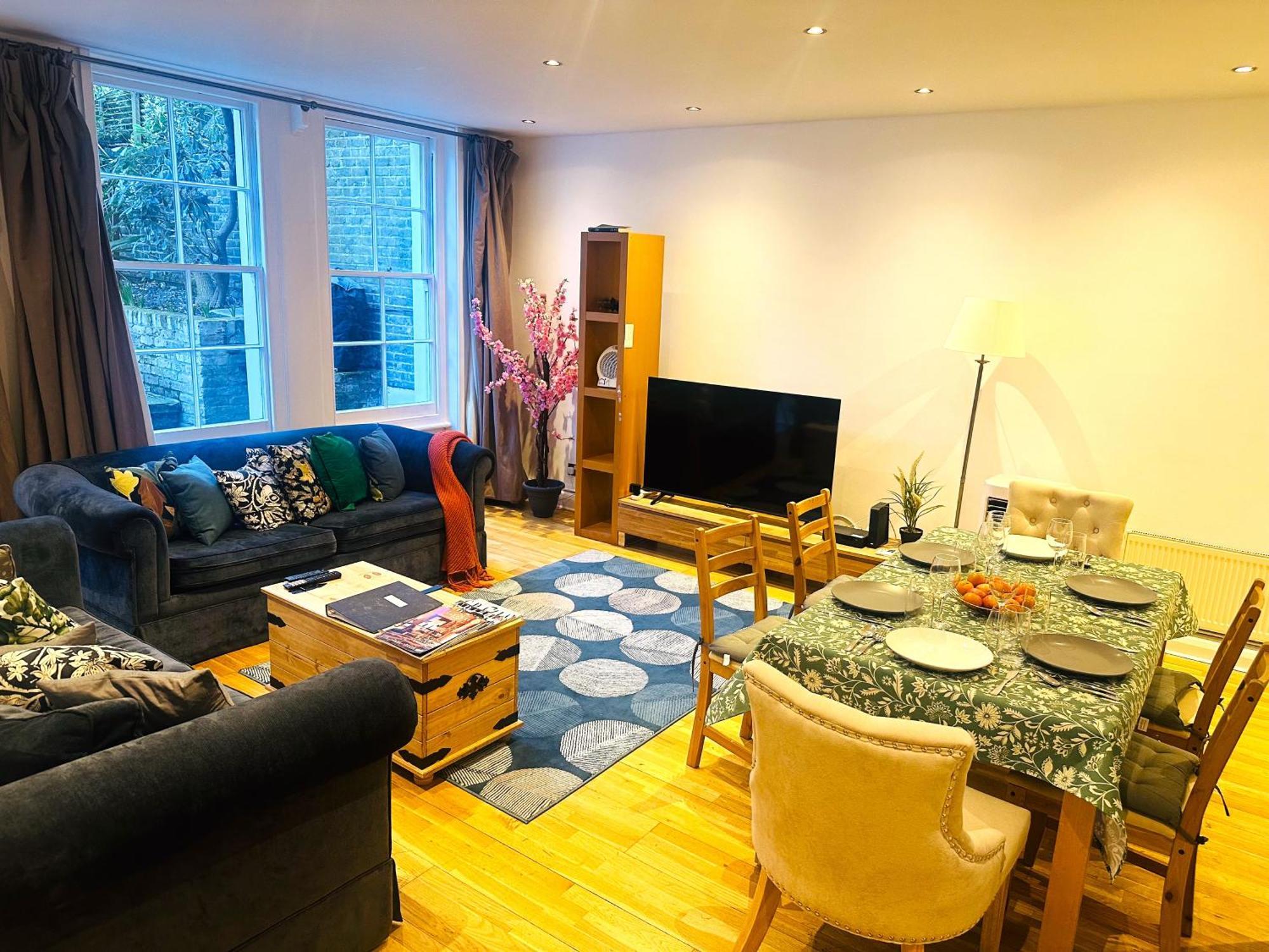 Delightful By Kensington & Chelsea Desirable Locations W8 Sw
