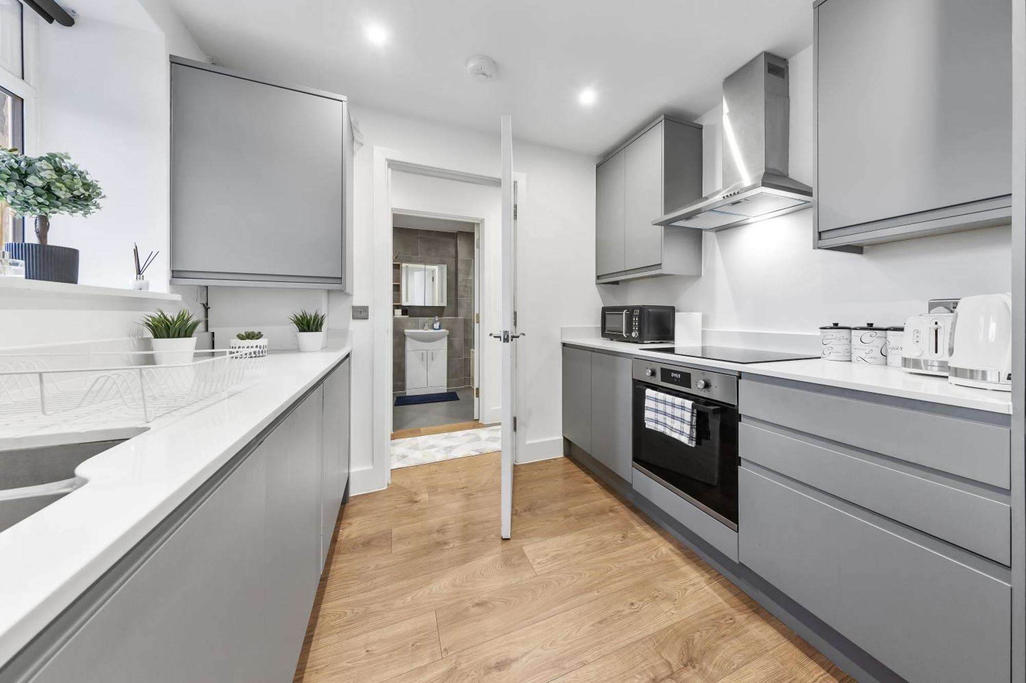Two Bedroom Serviced - Nine Elms Luxury - Vauxhall & Westminster Leilighet London