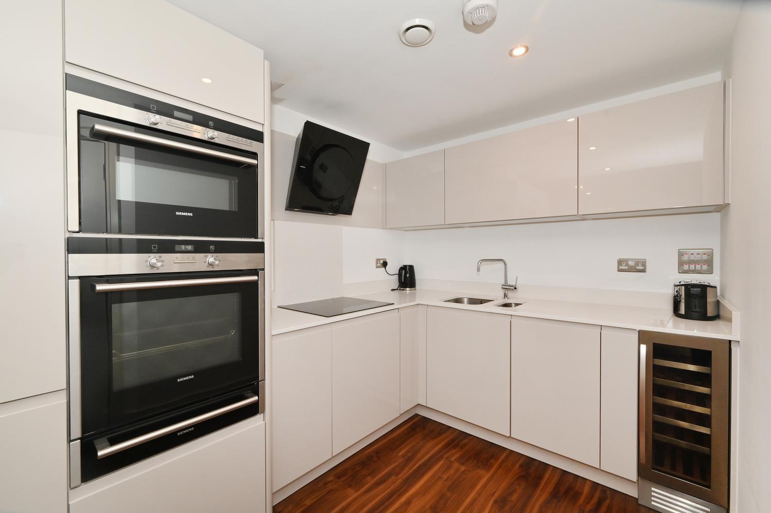 Apartamento Tower Bridge - Balcony - Ac - Heated Floor - Fast Wifi - Luxurylondonstays Londres
