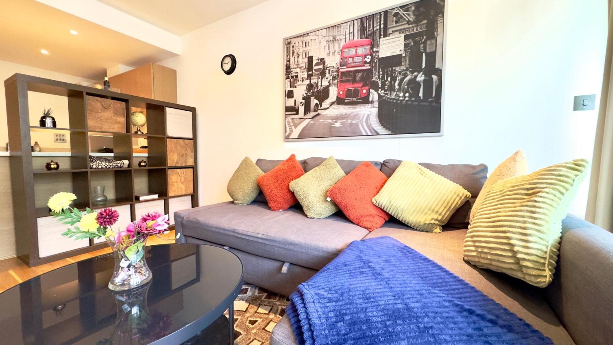 Cute 1 Bed Battersea Apartment London