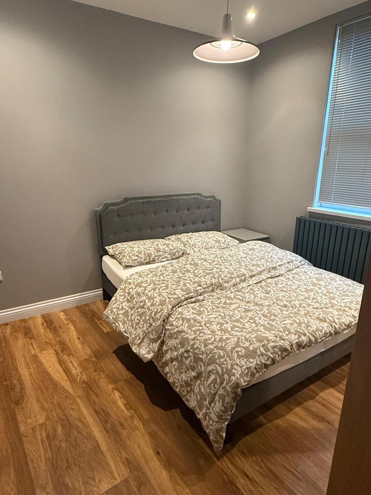 One Bed Flat In Clapham Junction London