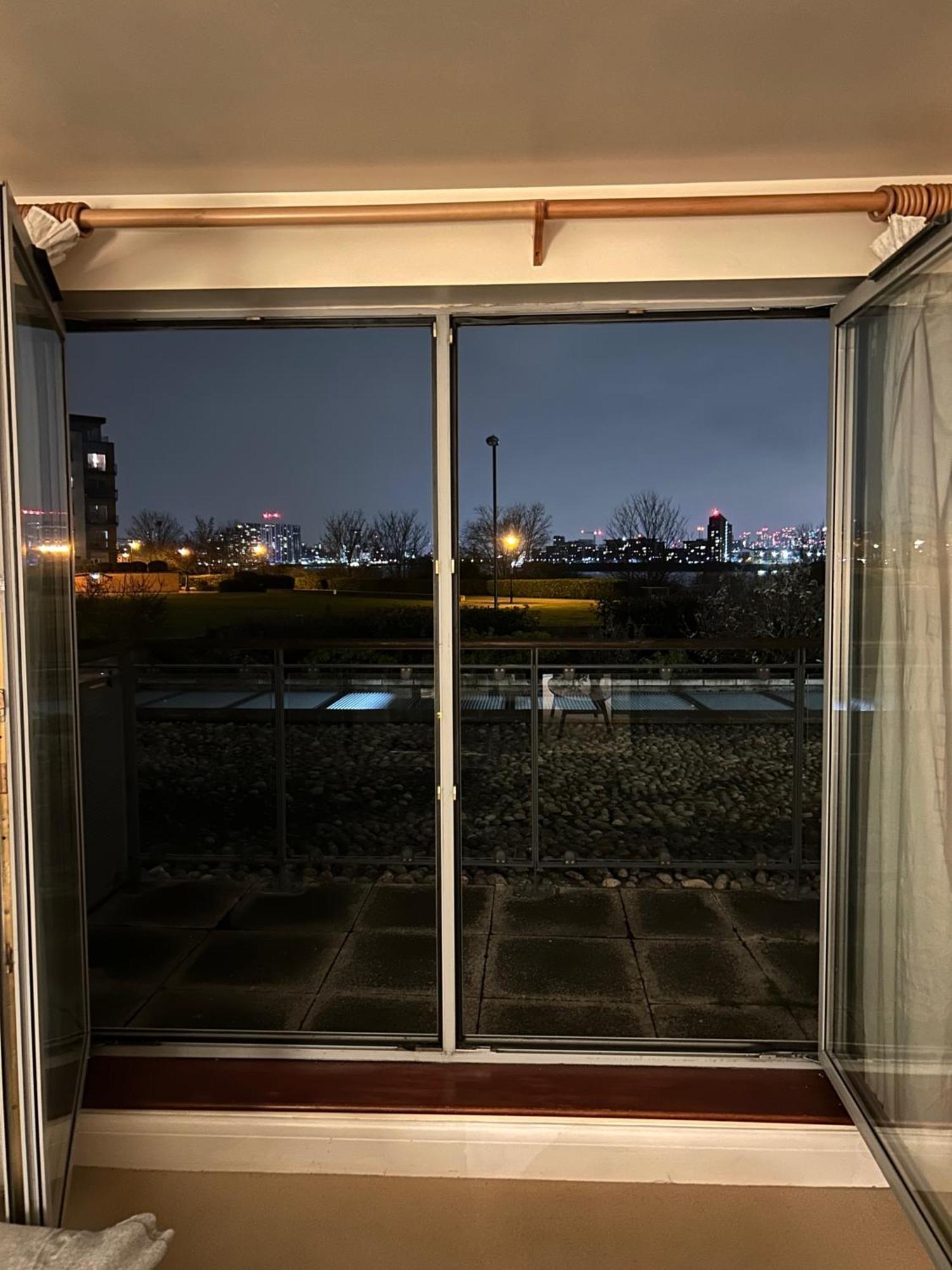 Flat In Greenwich Near O2 And City Airport Londen