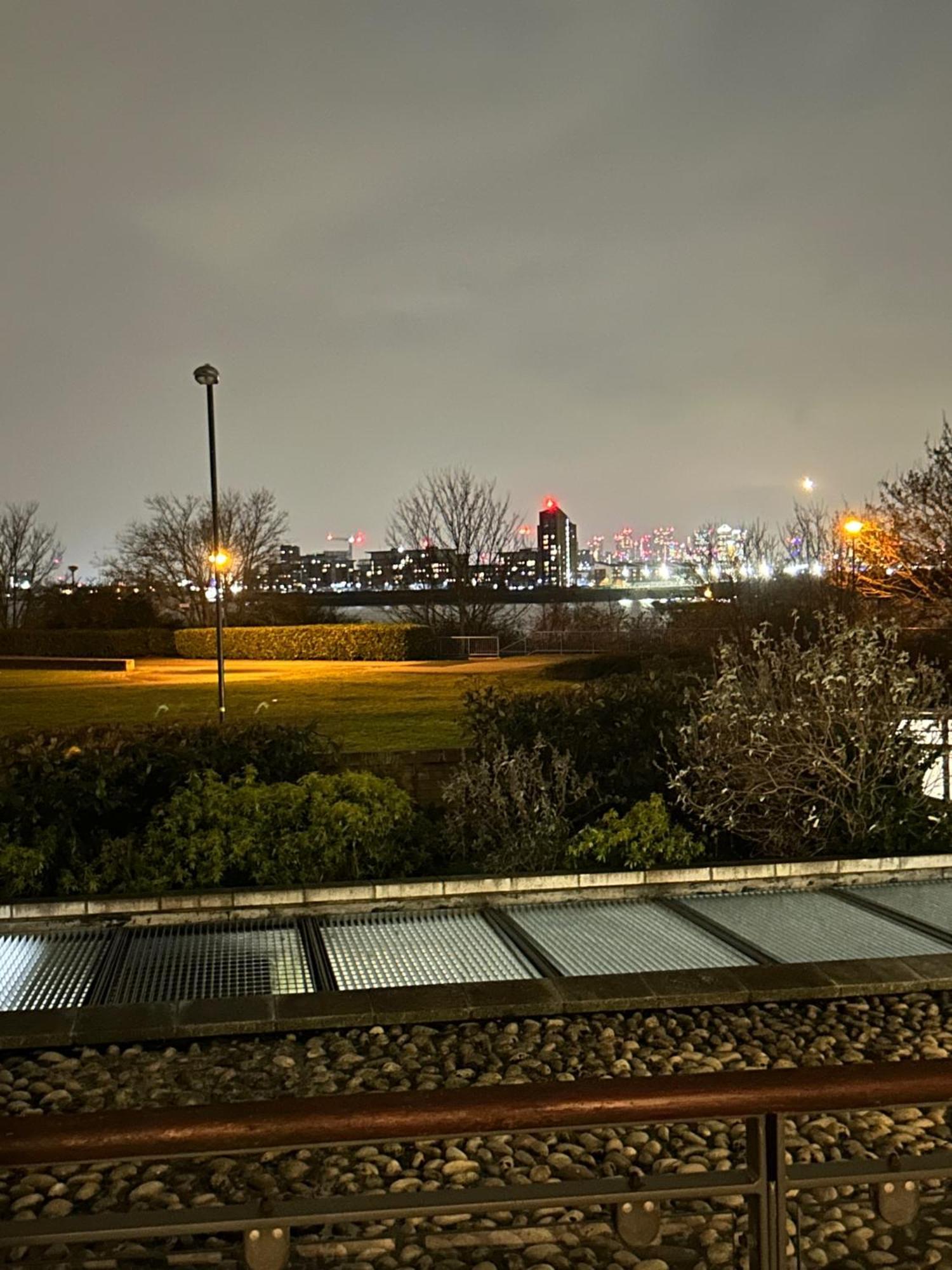 Flat In Greenwich Near O2 And City Airport * Londen