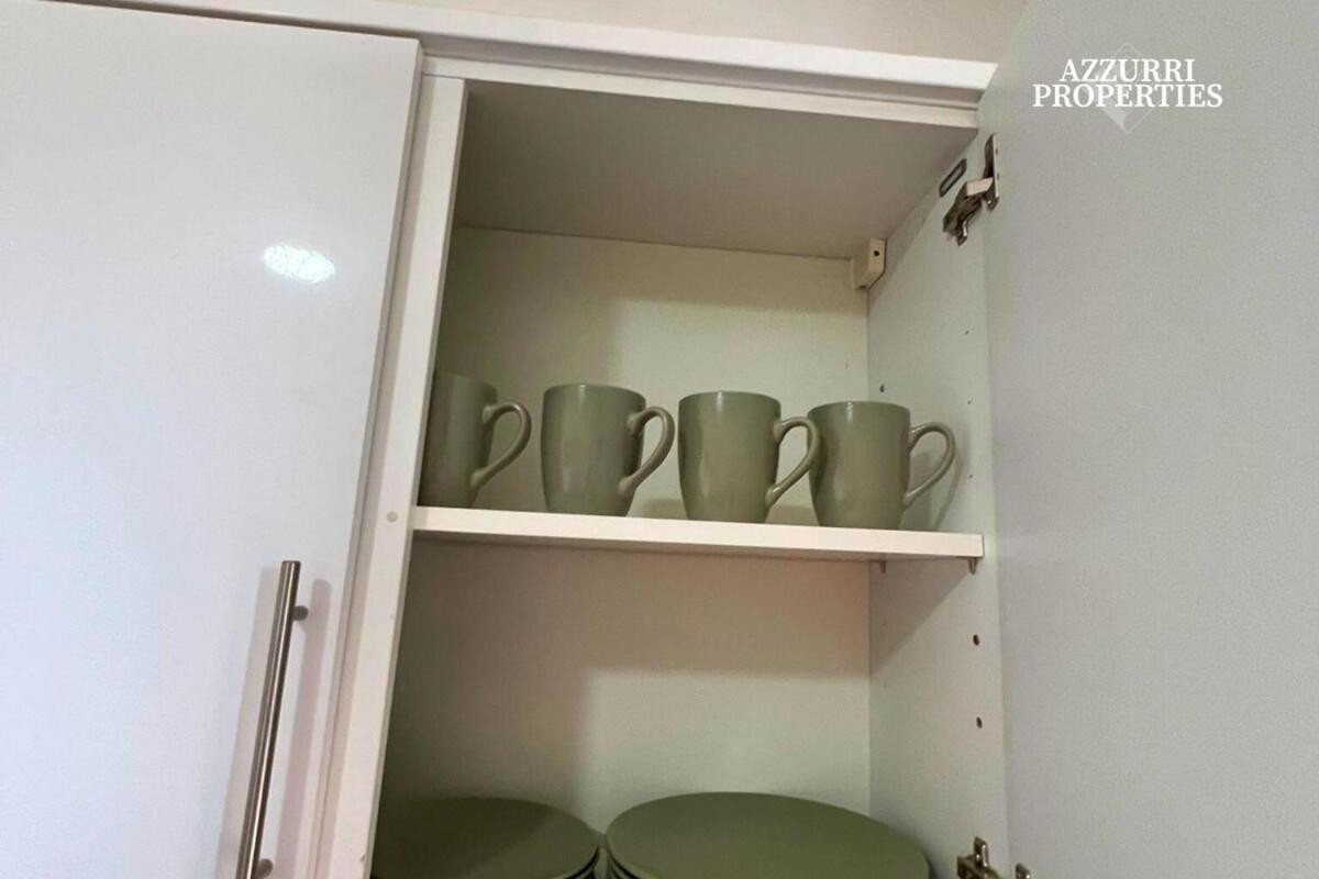 Short At Barking Road Apartment