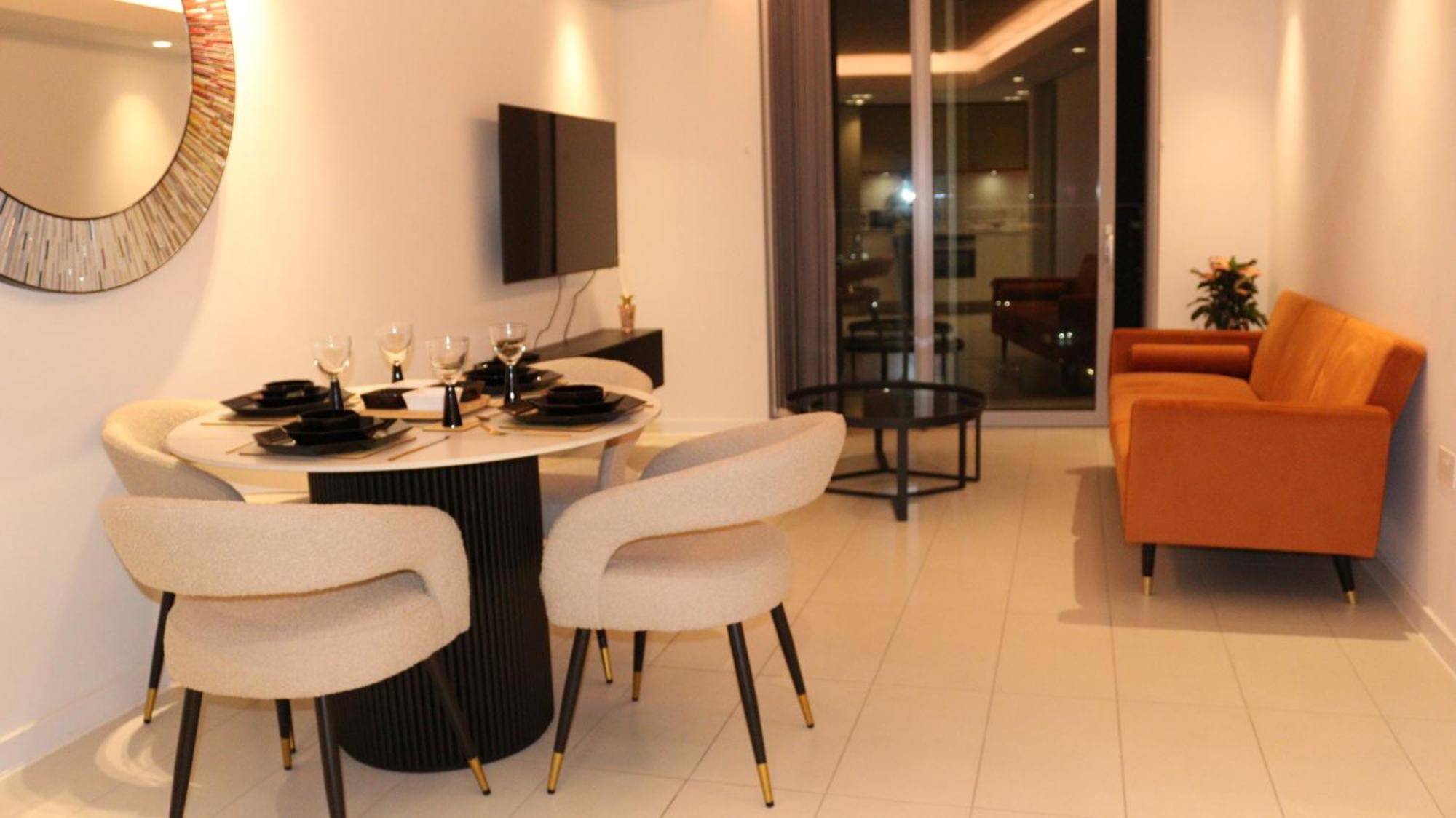 Apartment Luxury 1 Bedroom In