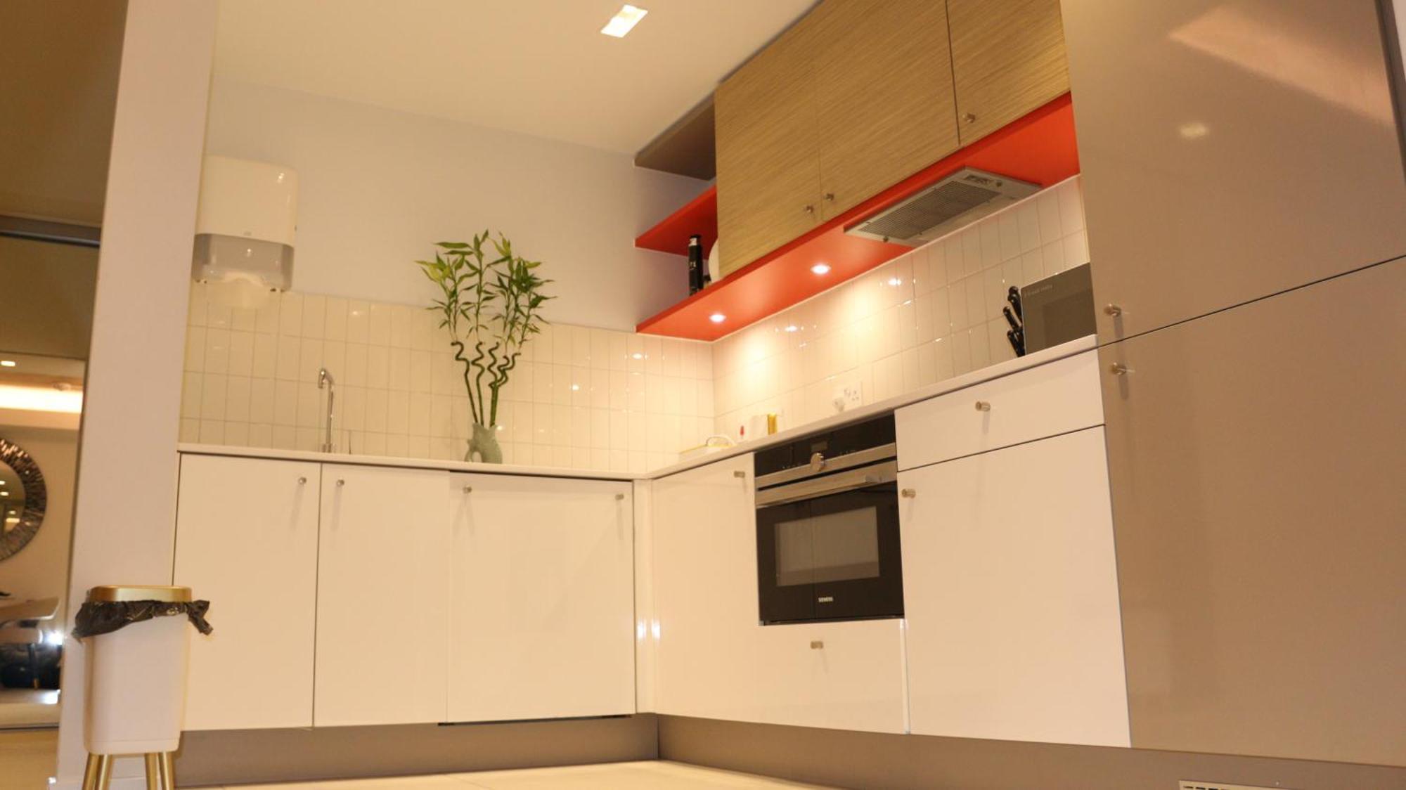 Luxury 1 Bedroom In Apartment