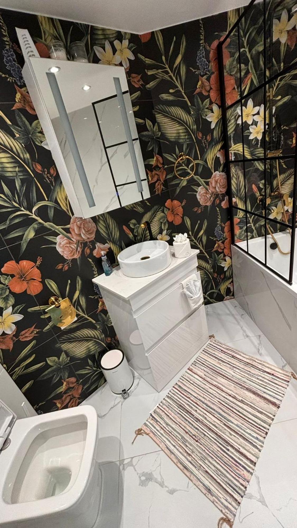 Elegant Escape Apartment