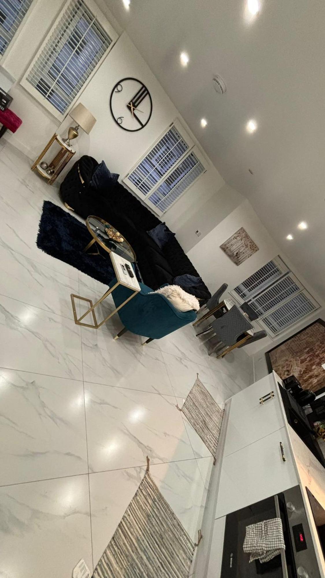 Elegant Escape London