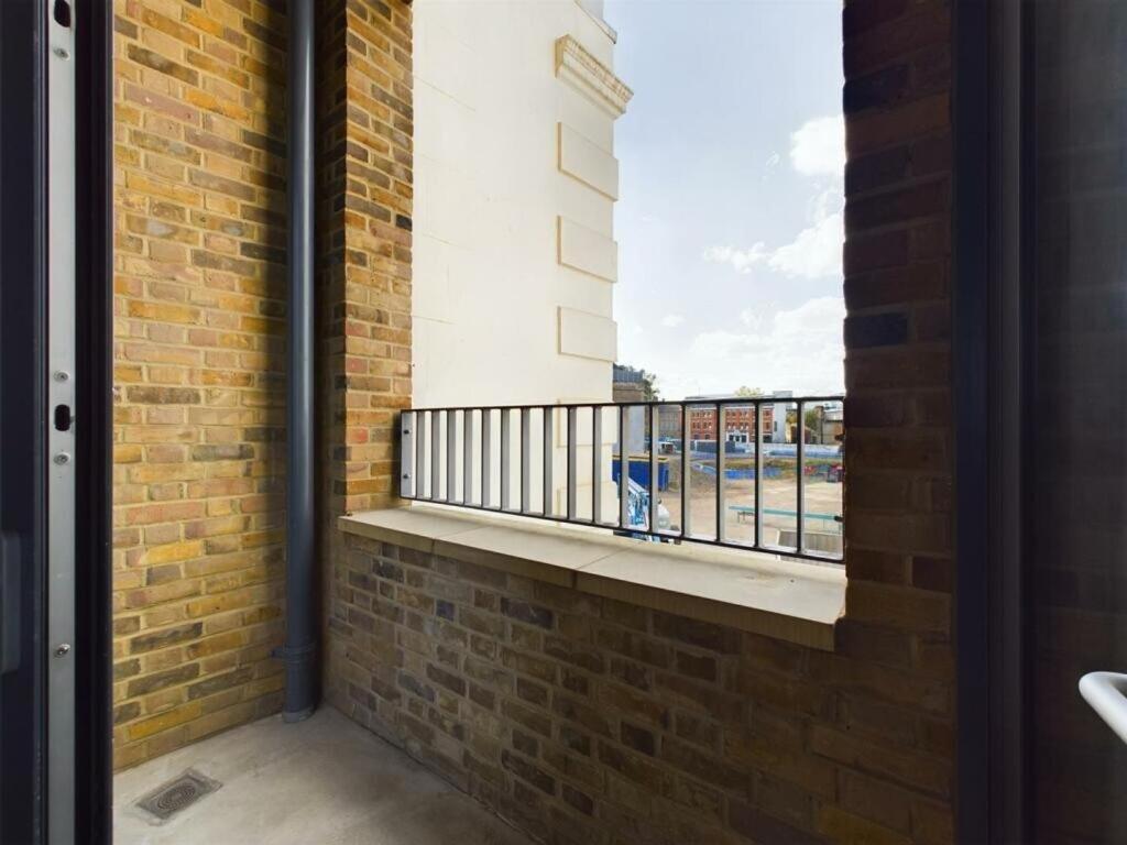 Designer Flat In The Heart Of Bridge