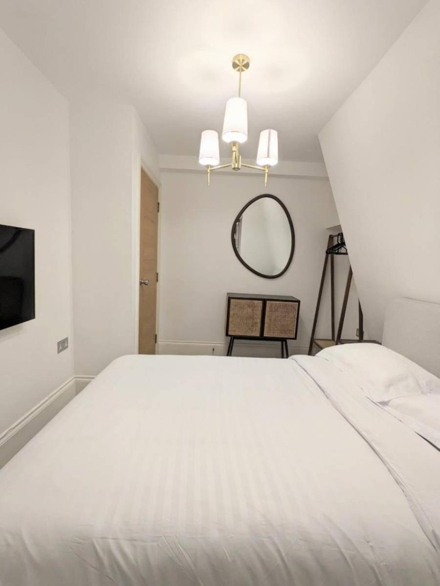 Soho Royal View * London