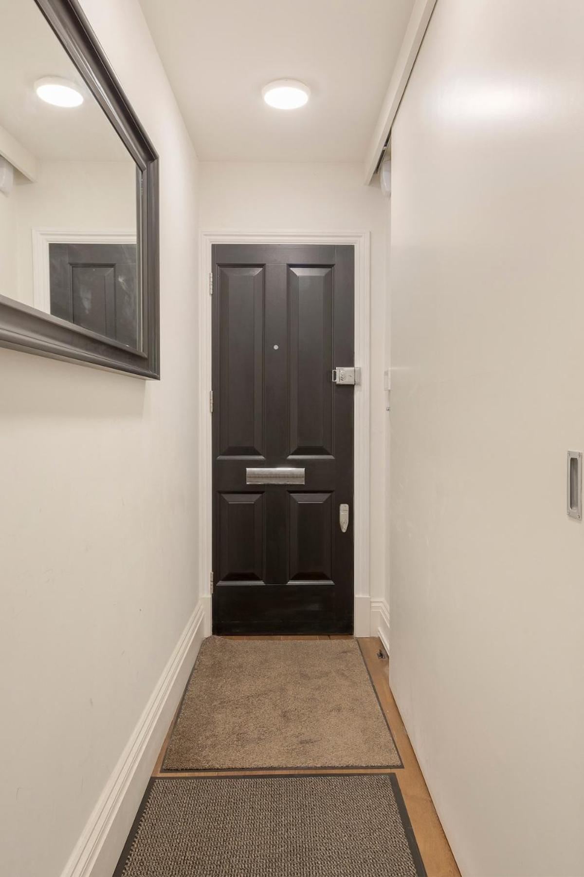 Apartment Modern Kensington 3-bedroom With Garden