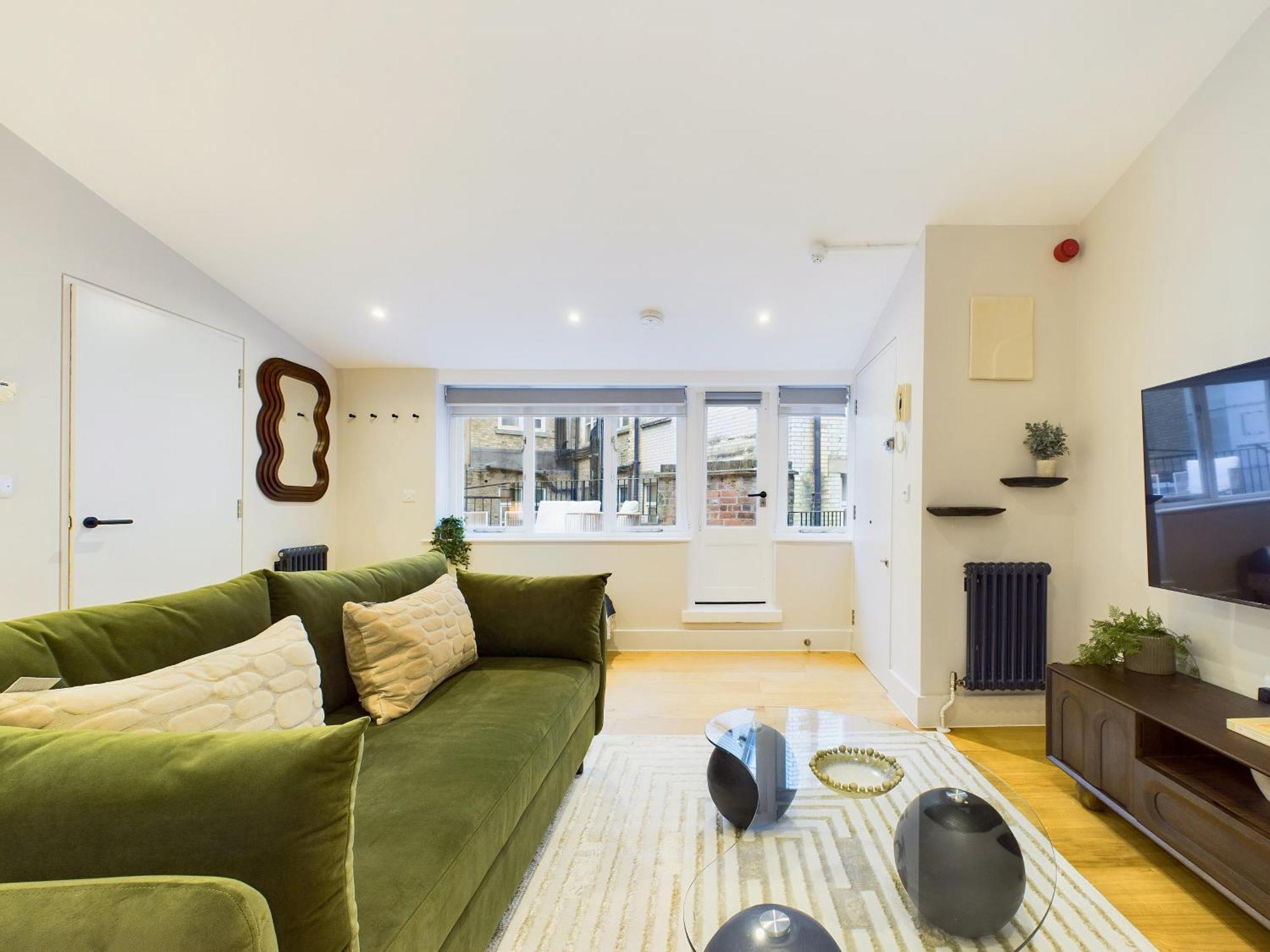 Be - The Piccadilly Circus Residences Apartment *