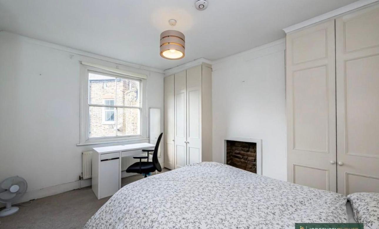 1 Bed In Shepherds Bush-westfield