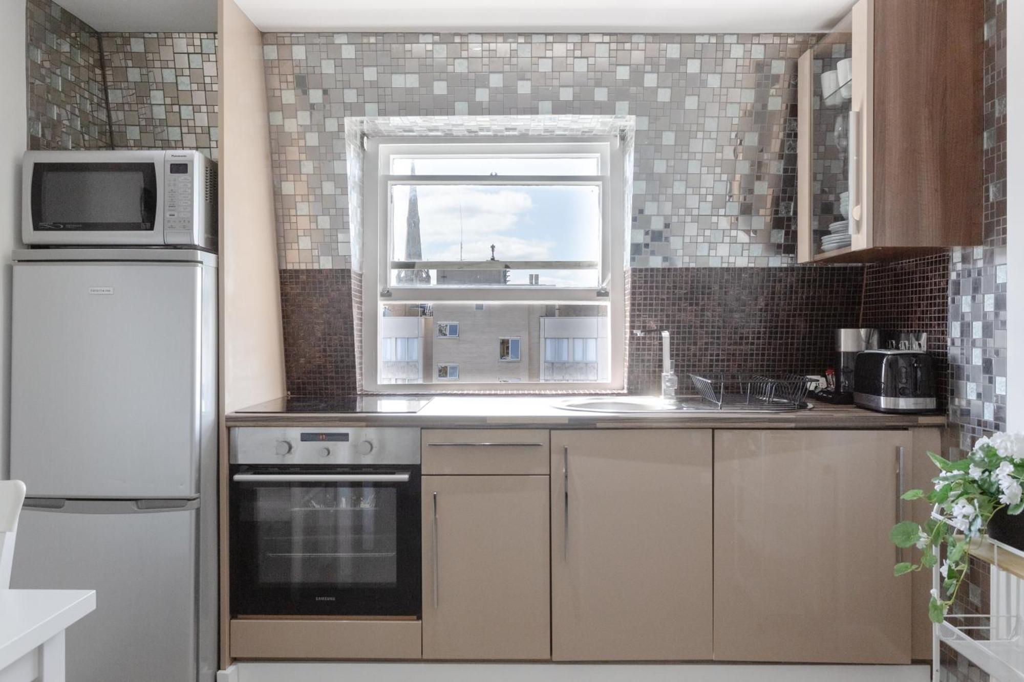 Apartment Gloucester Terrace