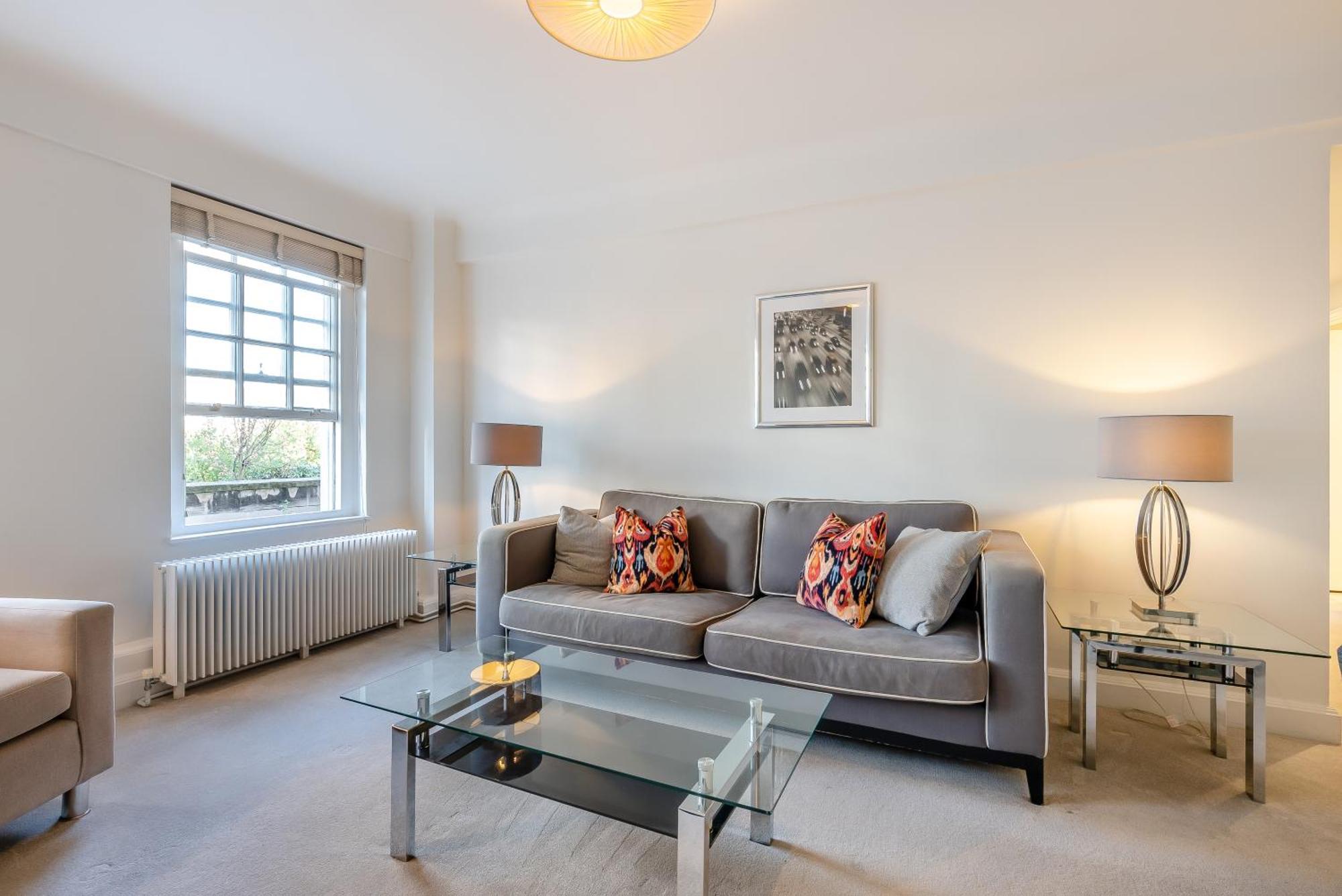 Apartment Pelham Court