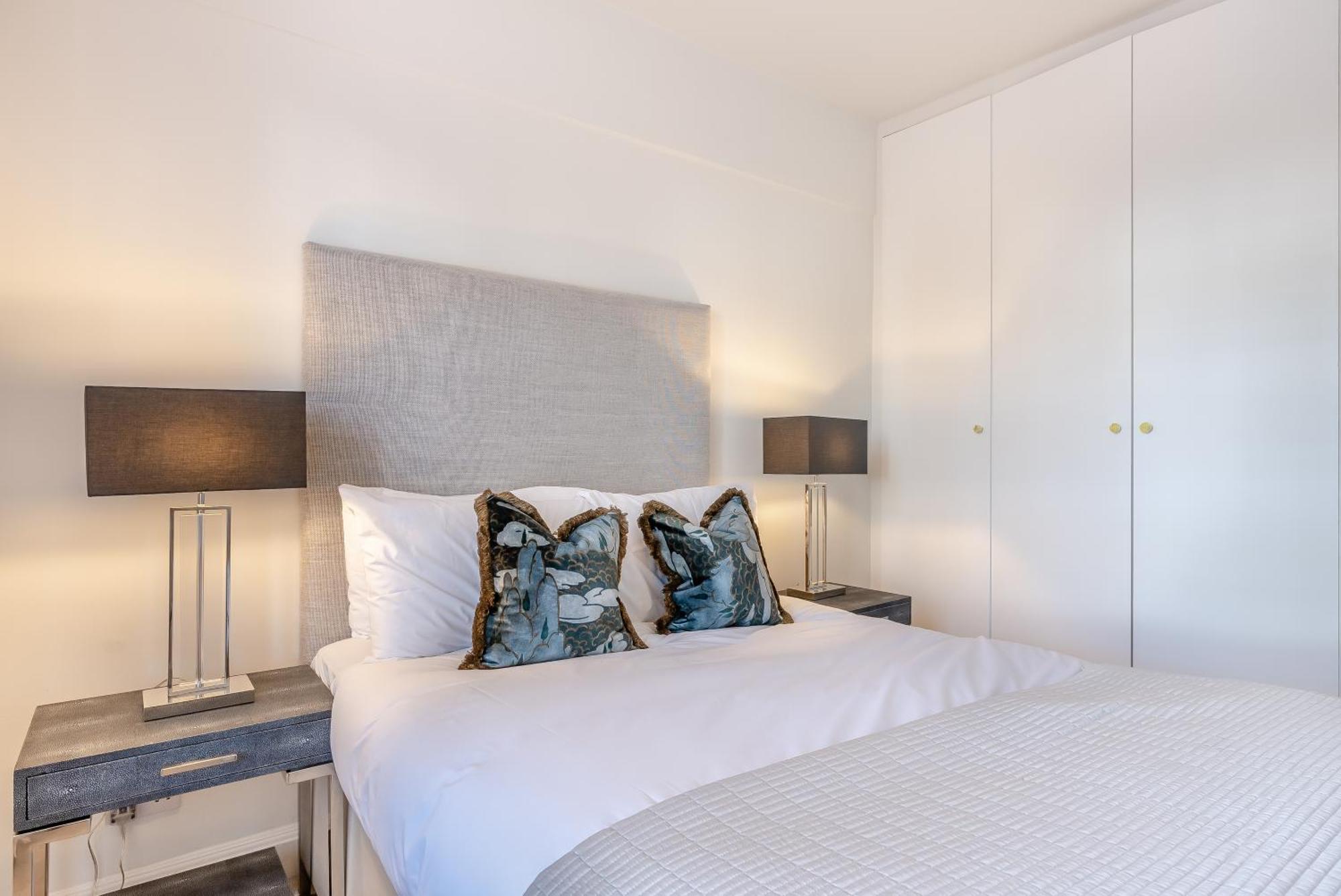 Pelham Court Apartment *