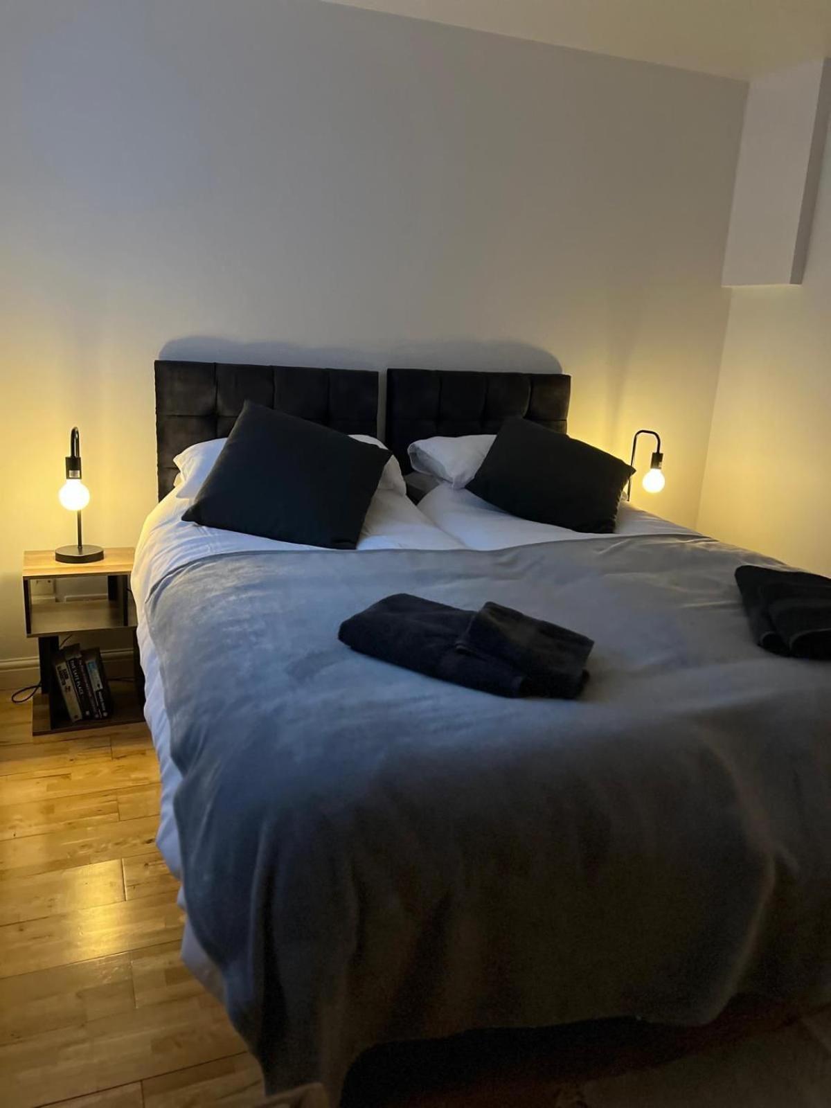 Cozy 1 Bedroom Basement Flat London