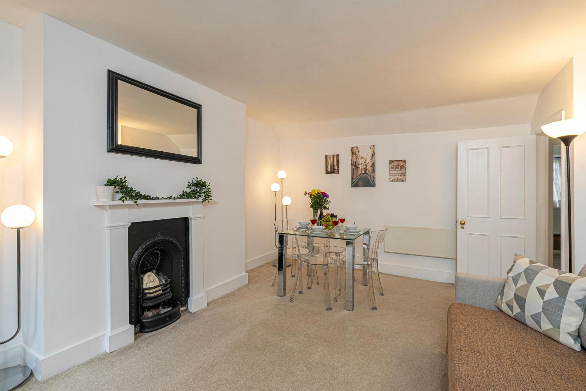 Apartment Goodge London