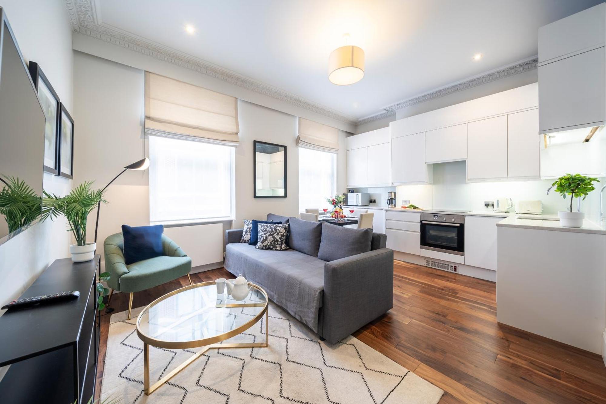 Goodge Apartment *