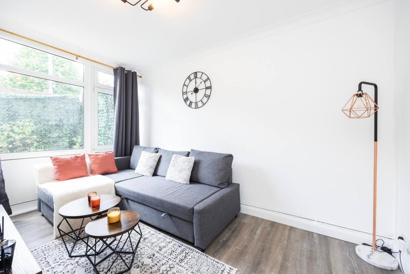 Spacious 2br Gem - Close To Clapham Junction Holiday home London