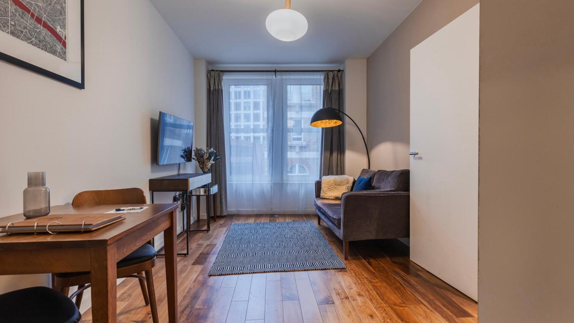 Monument Serviced By Lovelystay Apartahotel Londres