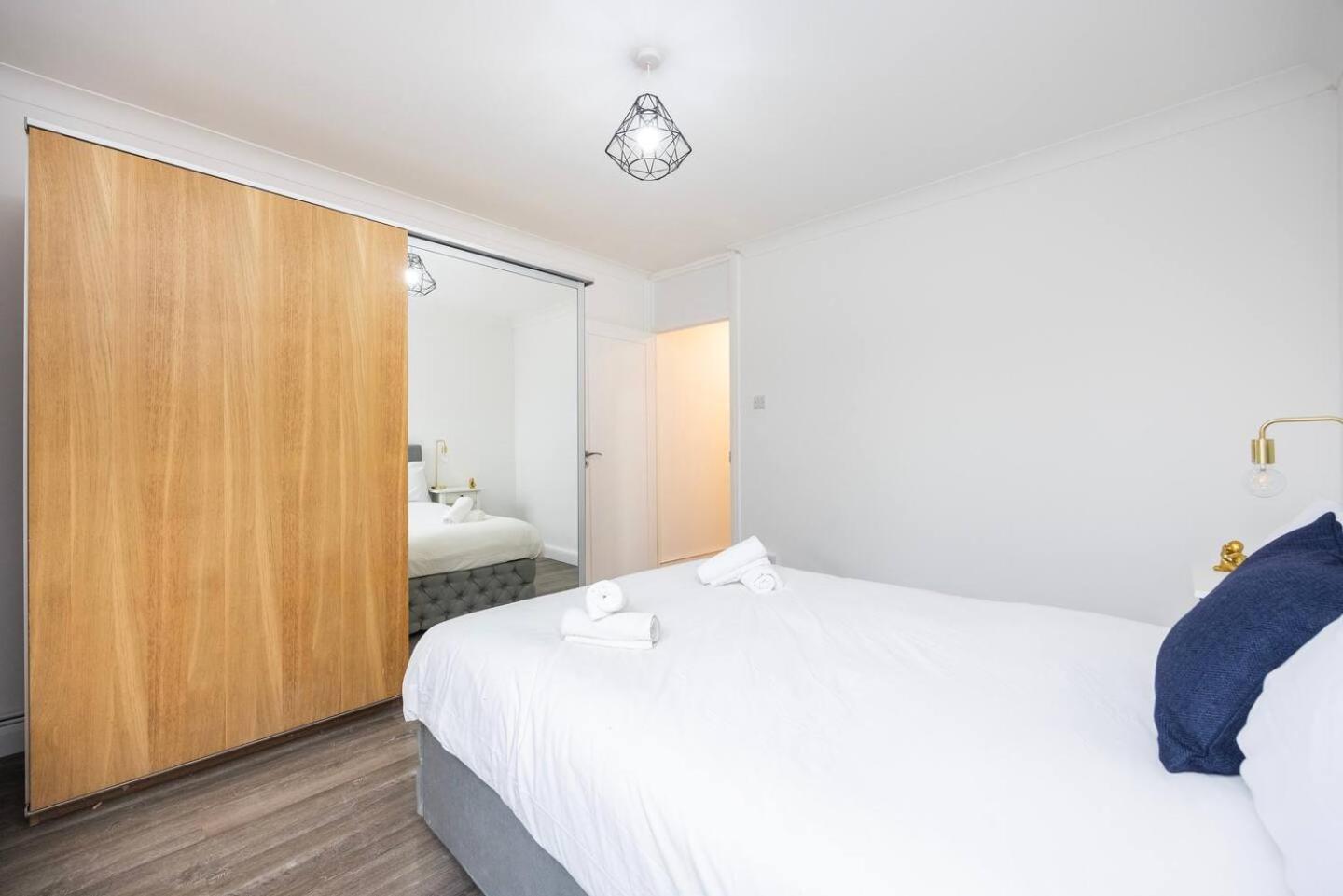 Holiday home Spacious 2br Gem - Close To Clapham Junction