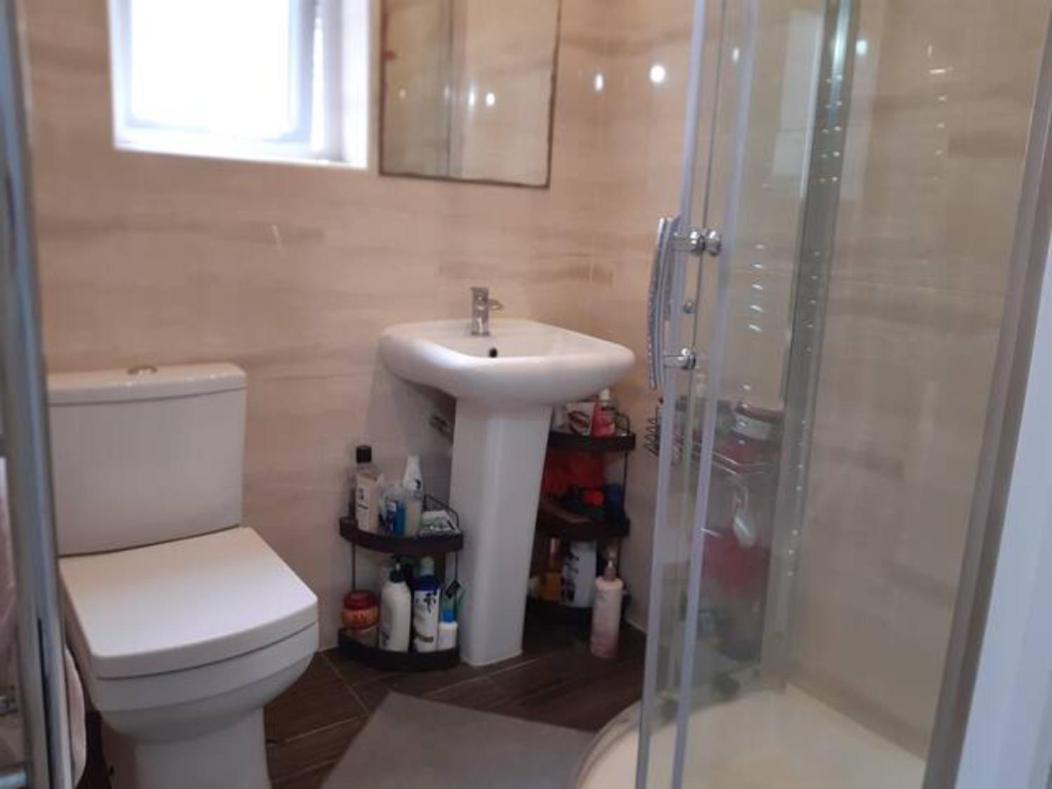 Homestay Double In A Specious House In Seven Sisters