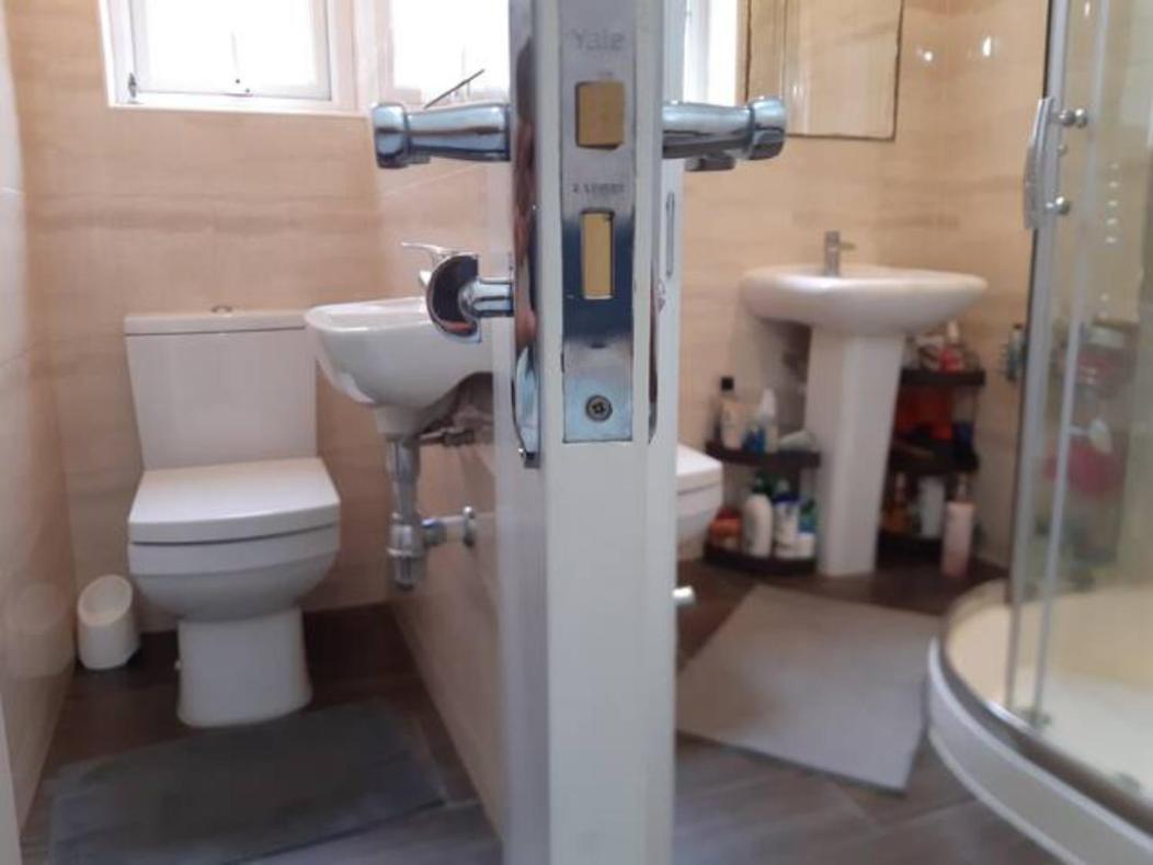 Double In A Specious House In Seven Sisters * London