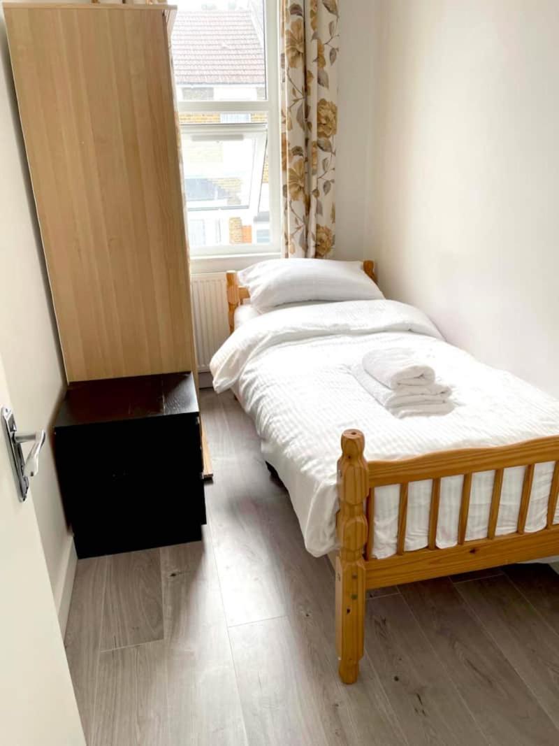 Cosy Single In A Shared