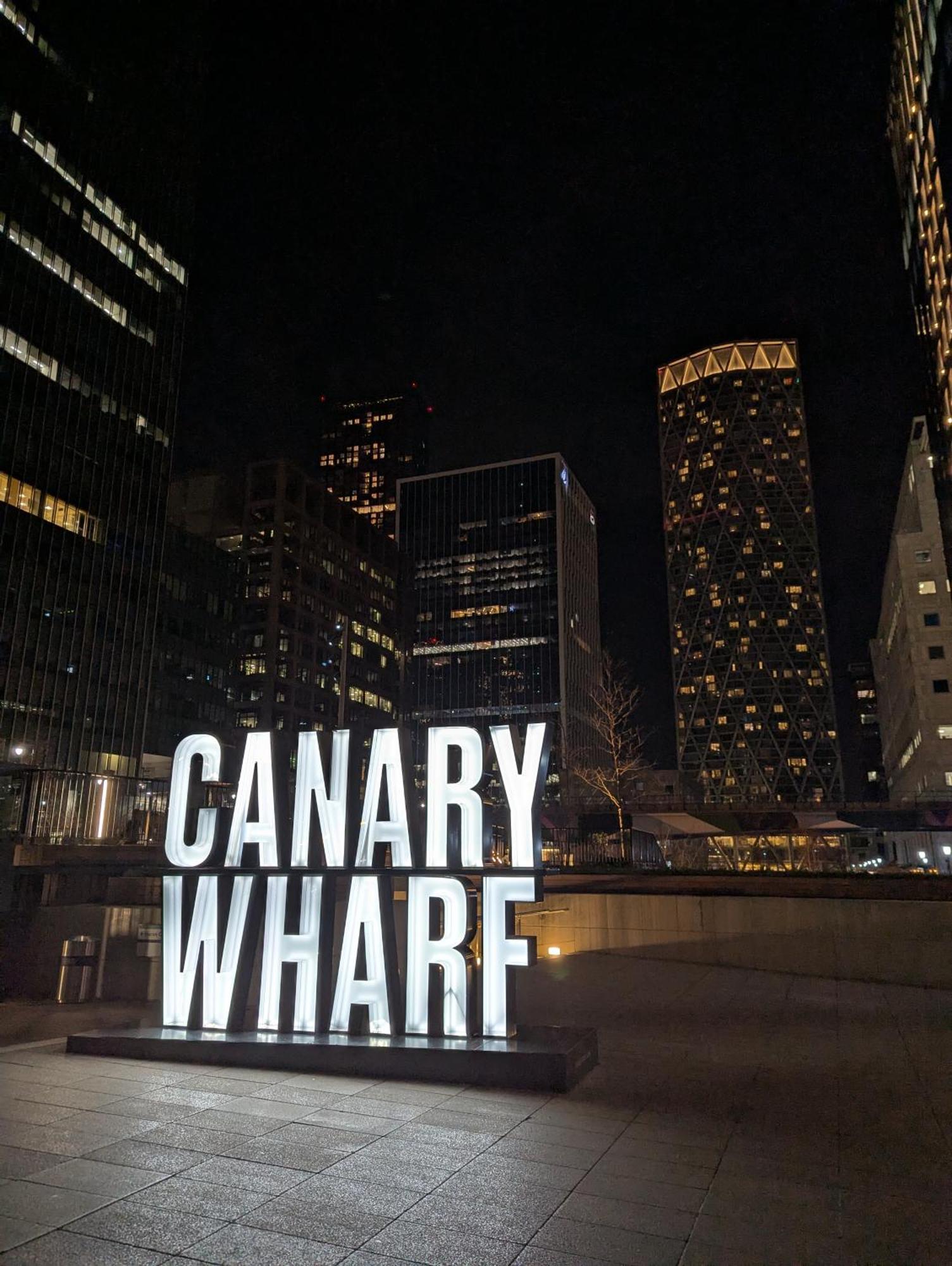Apartment Charming 2-bedroom Canary Wharf - *