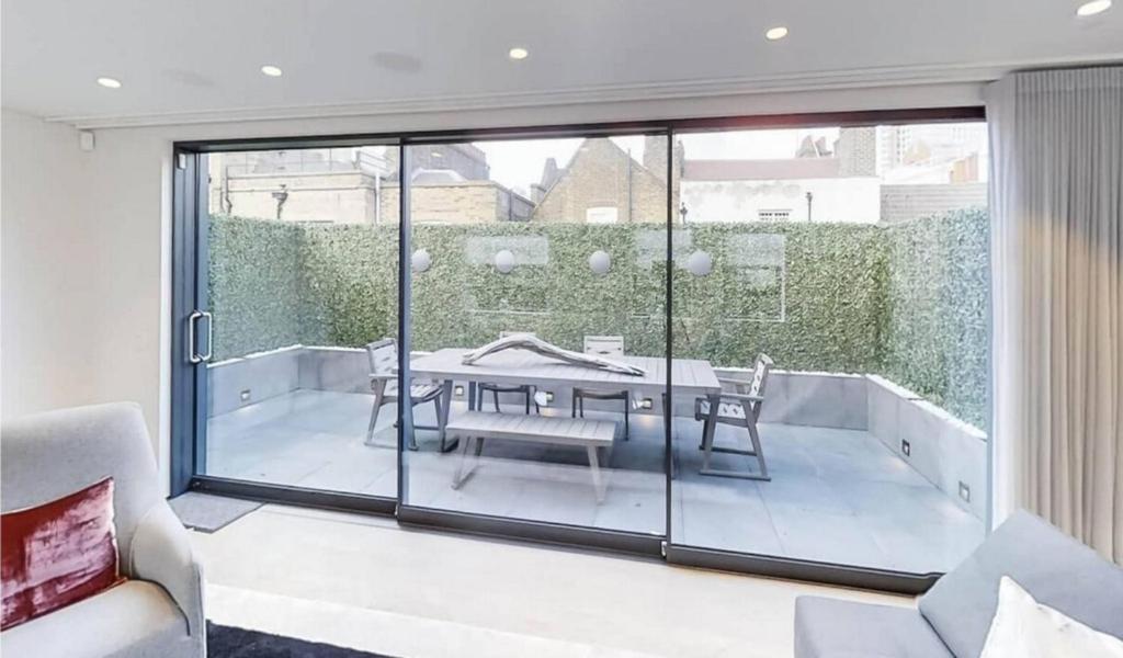 Nice 2 Bedroom Londen