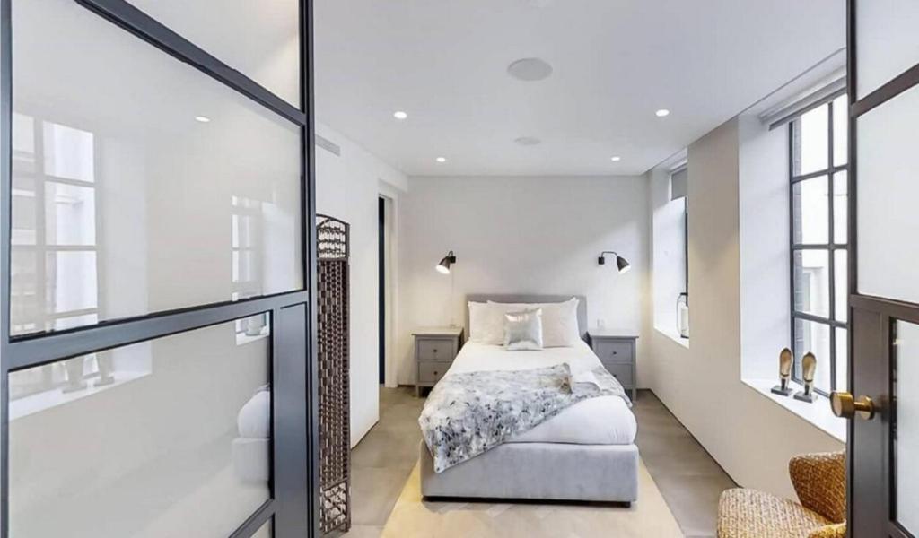 Nice 2 Bedroom Appartement *